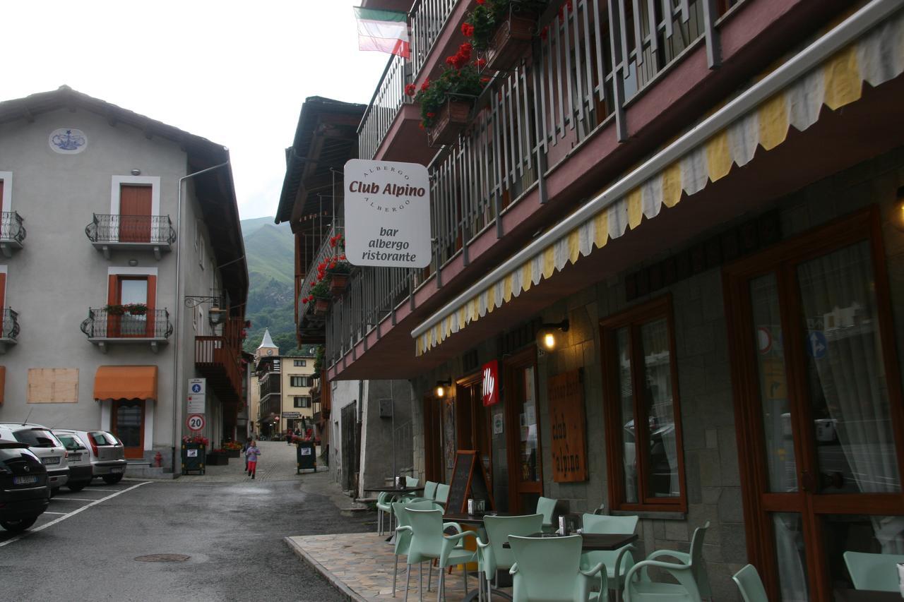Albergo Club Alpino Crissolo Exteriör bild