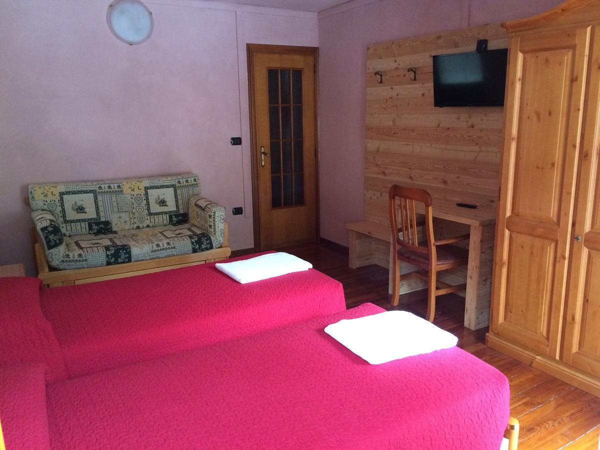 Albergo Club Alpino Crissolo Exteriör bild