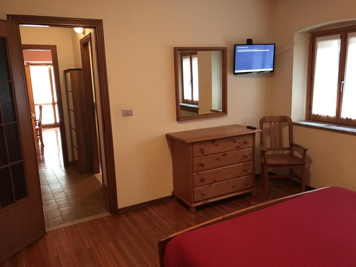 Albergo Club Alpino Crissolo Exteriör bild
